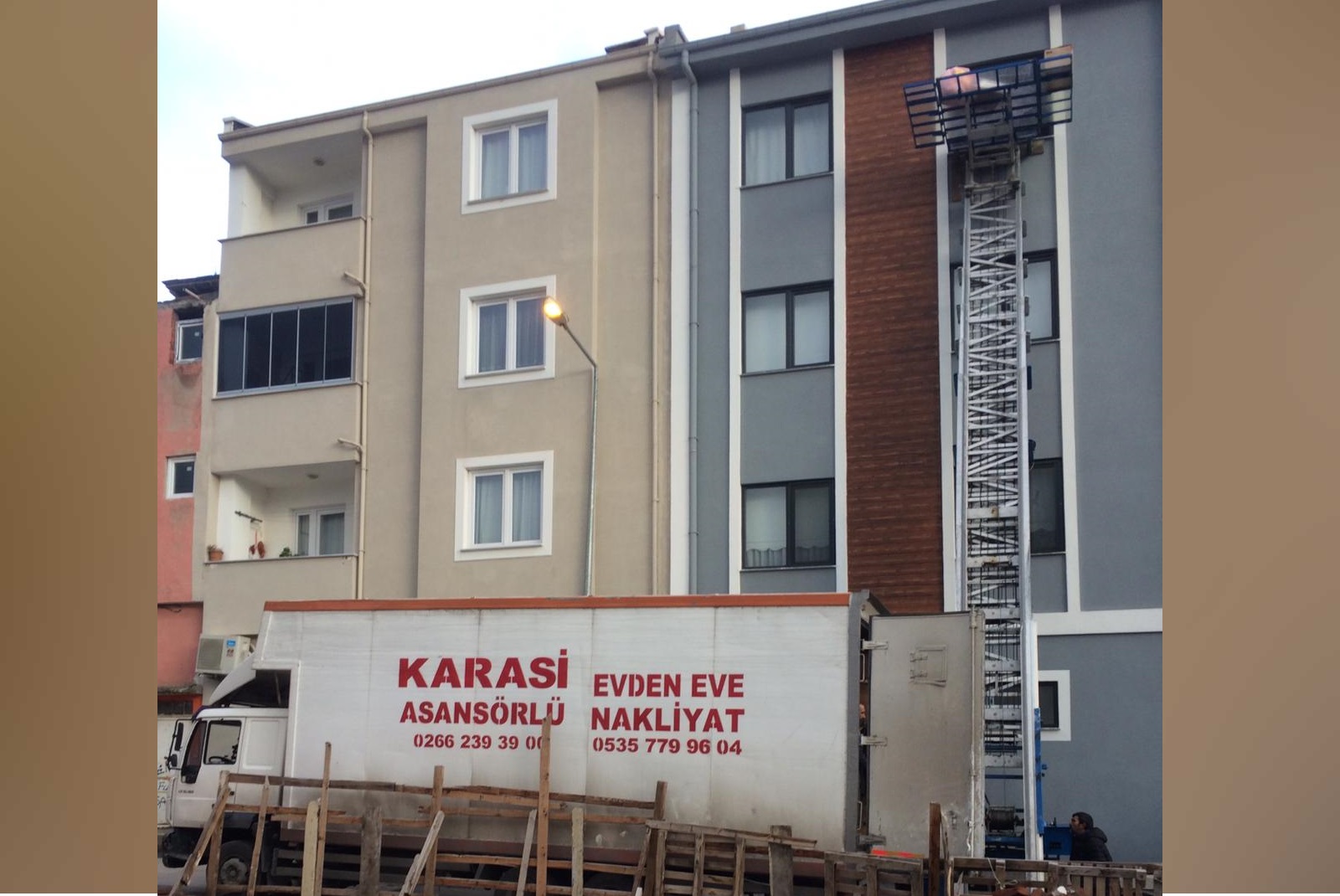 Karesi Asansörlü Evden Eve Nakliyat